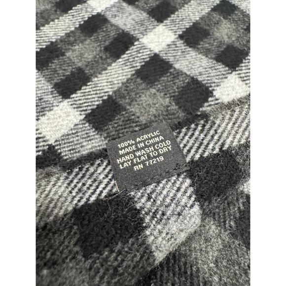 Pronto Uomo Men's Fringe Scarf OS Black Gray White Plaid Acrylic Rectangle - Picture 4 of 6